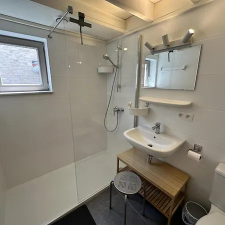 Westhinder Ii H28 펜션 *