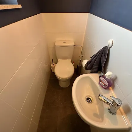 Westhinder Ii H28 펜션 *